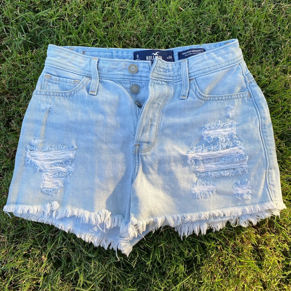 Hollister High-Rise Mom Shorts